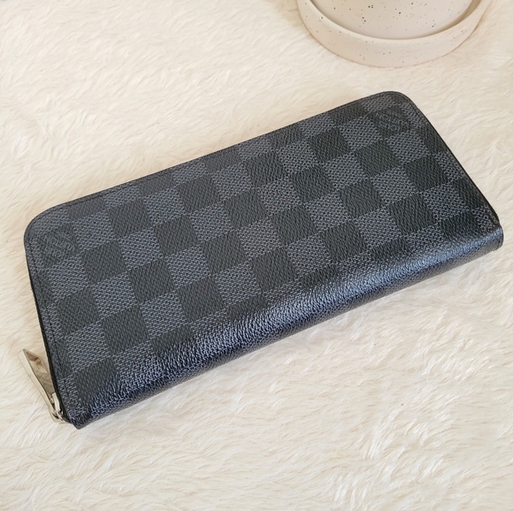 💕 Authentic Louis Vuitton Zippy Wallet Damier Graphite - Picture 2 of 16